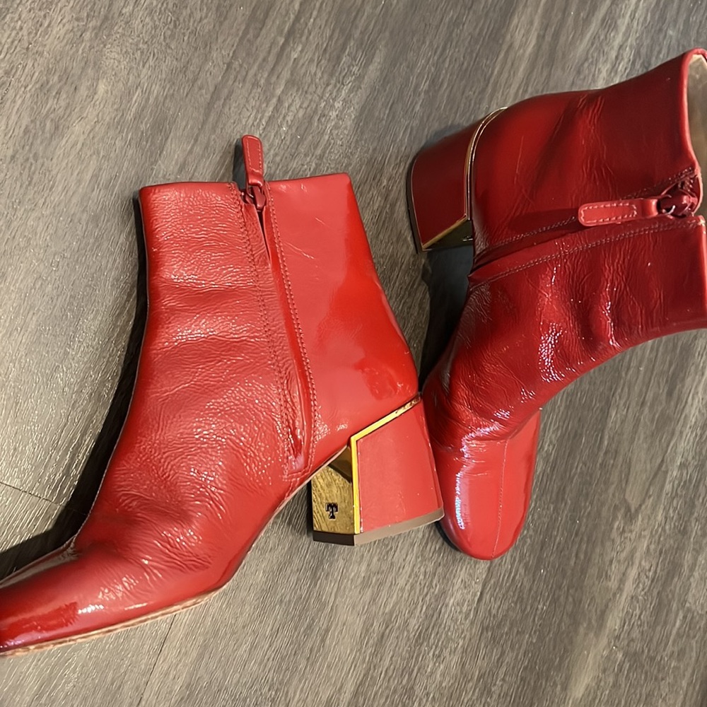 Tory Burch Block Heel Gold Logo Embellishment